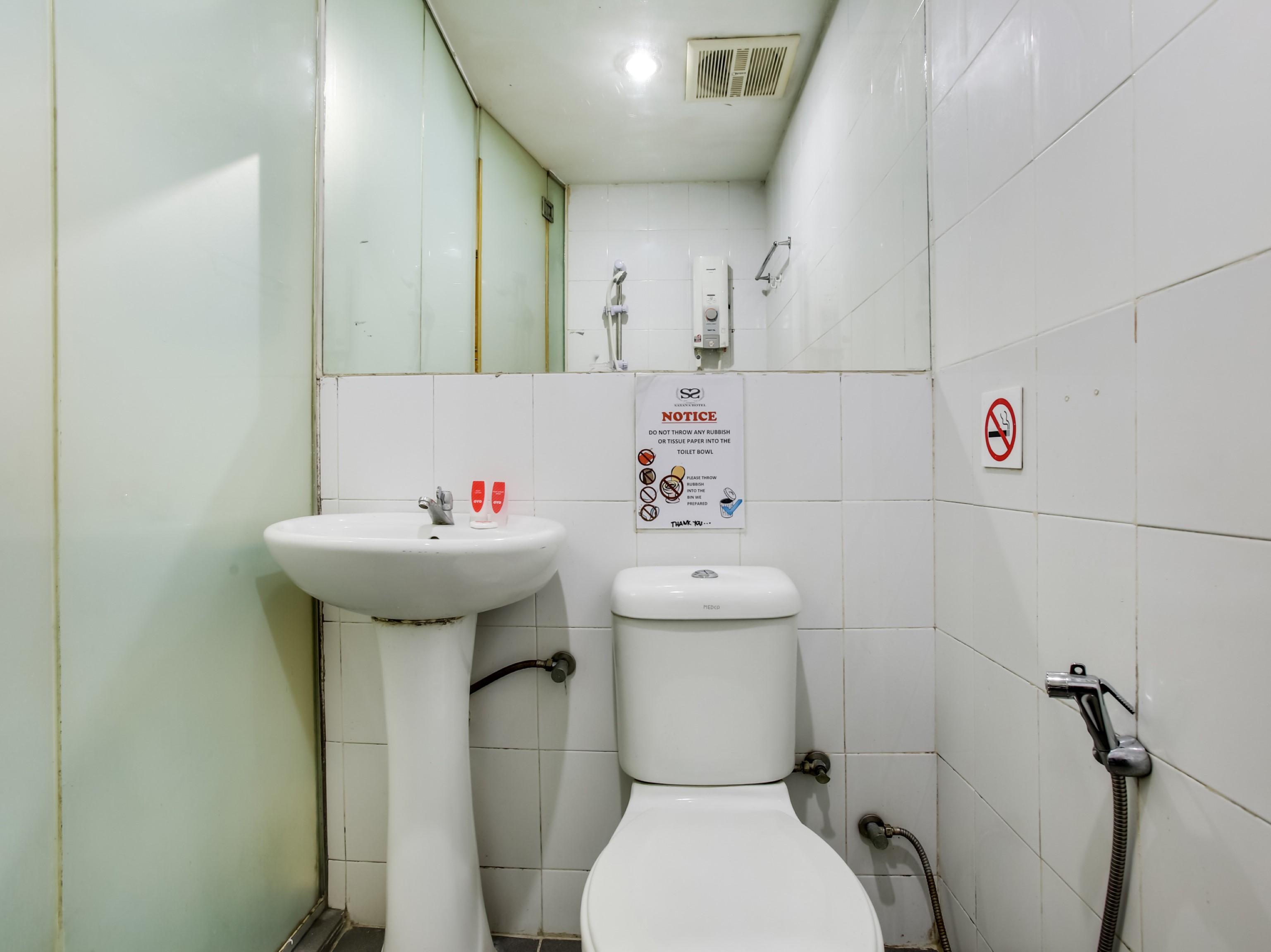 Oyo 43927 Sassana Hotel Kuala Lumpur Zewnętrze zdjęcie