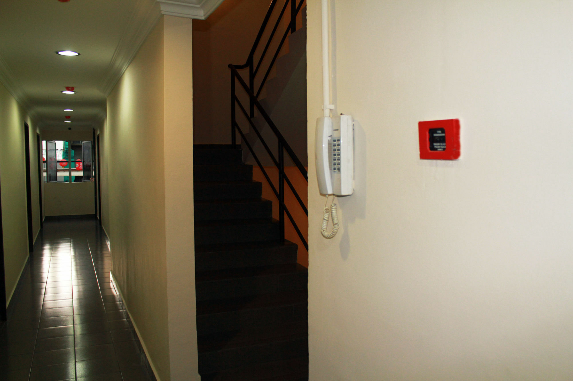 Oyo 43927 Sassana Hotel Kuala Lumpur Zewnętrze zdjęcie